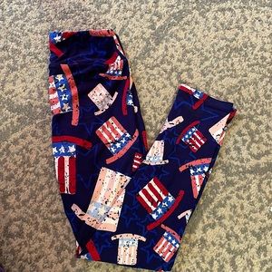 LulaRoe leggings size (OS) 4th of July print! Pre-Owned.